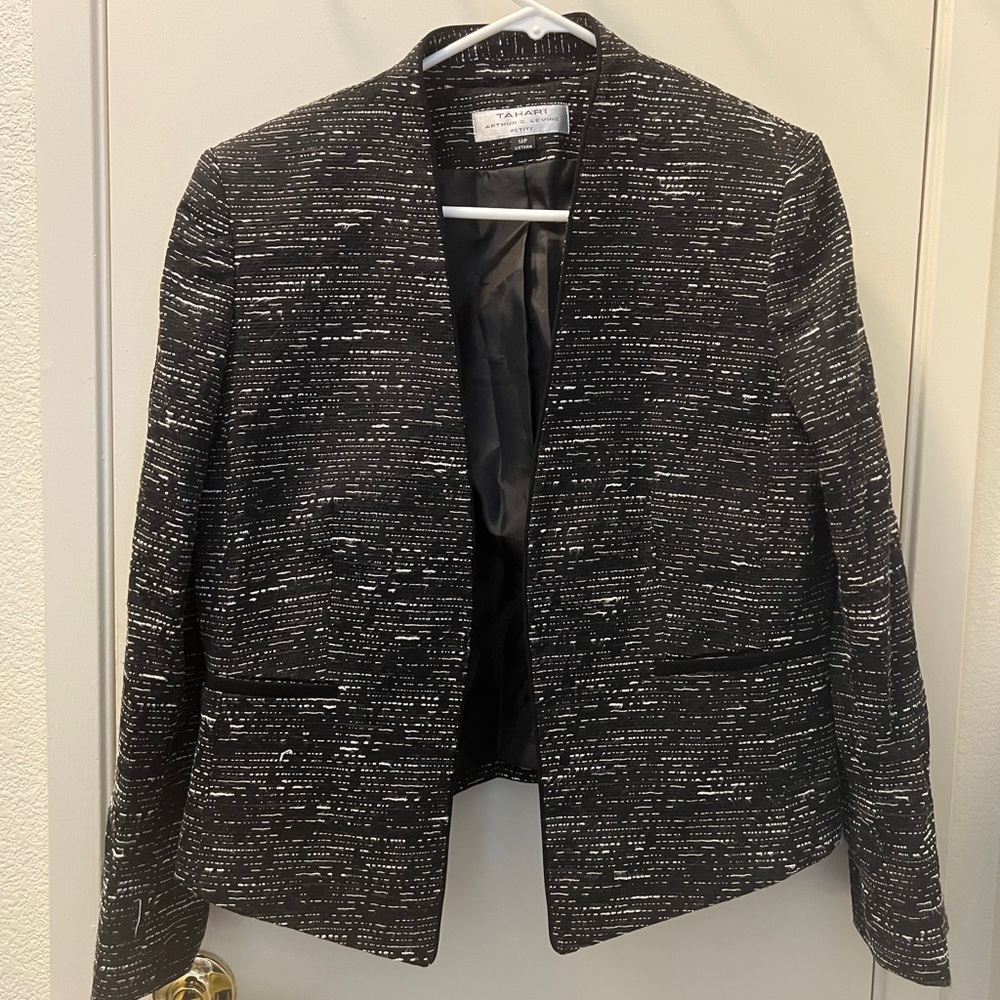 Women’s Tahari Size 12P Black and White Women's Suit Jacket